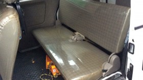 内装後方シート