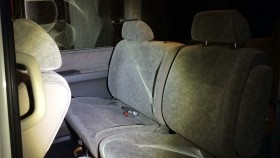 内装後方シート