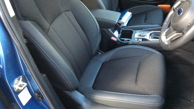 内装前方シート