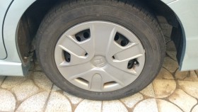 タイヤホイール前