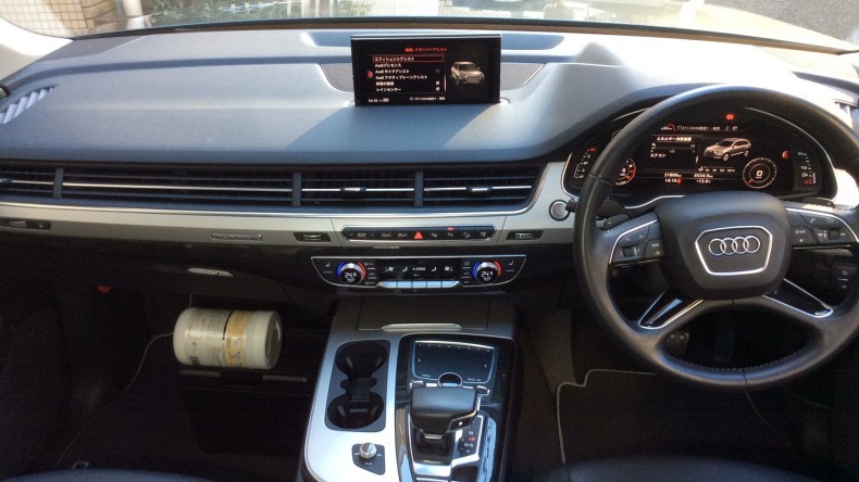 内装インパネ全体