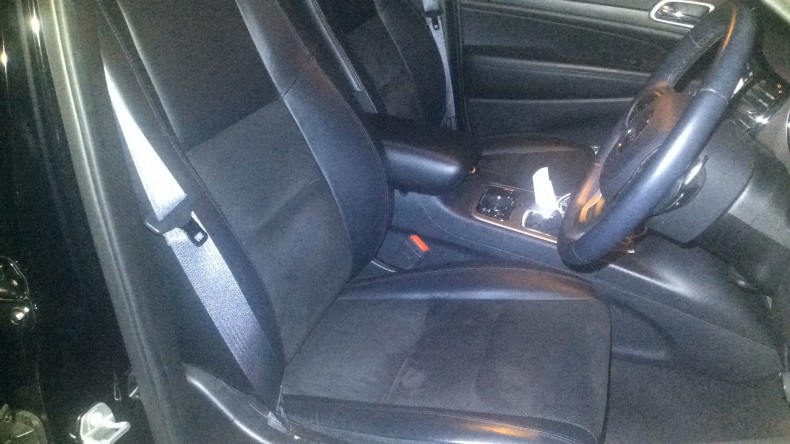 内装前方シート