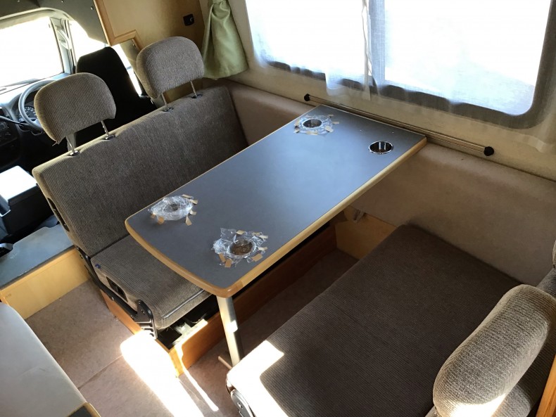 内装後方シート