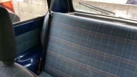 内装後方シート