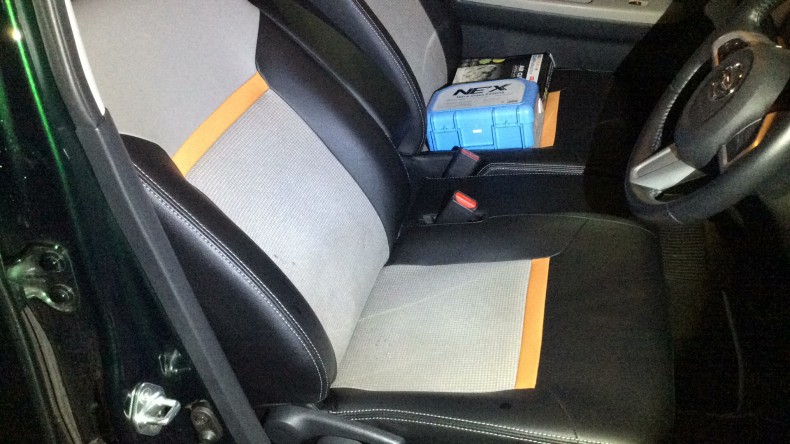 内装前方シート