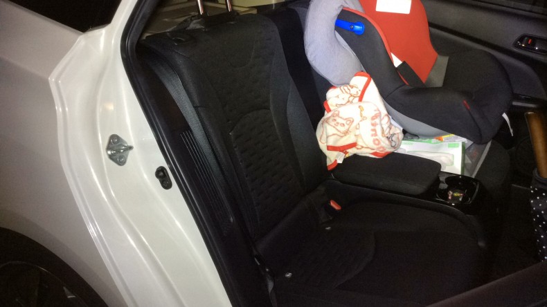 内装後方シート