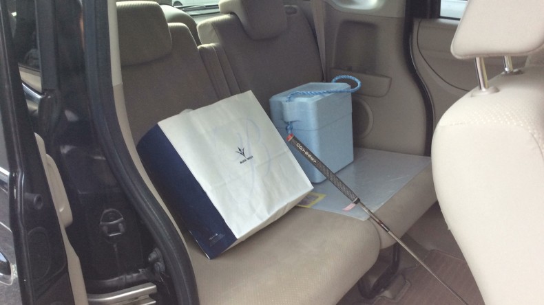 内装後方シート
