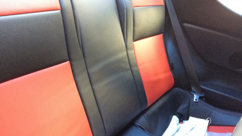 内装後方シート