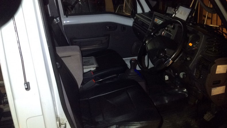 内装前方シート