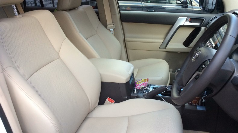 内装前方シート