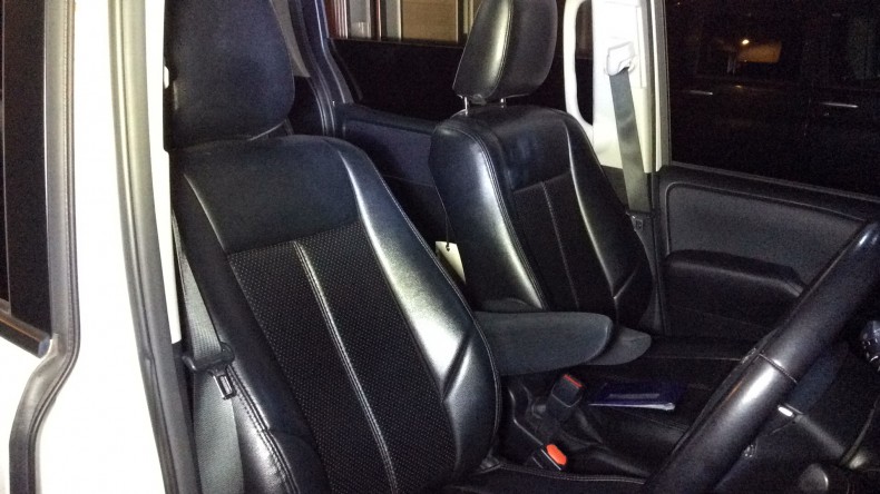 内装前方シート