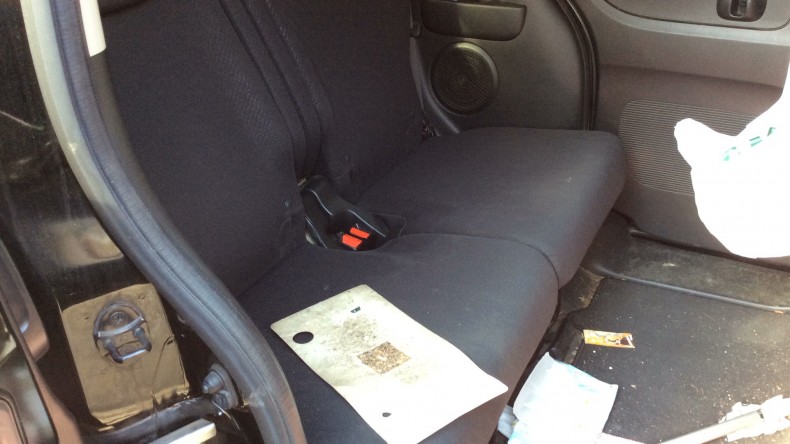 内装後方シート