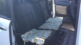 内装後方シート