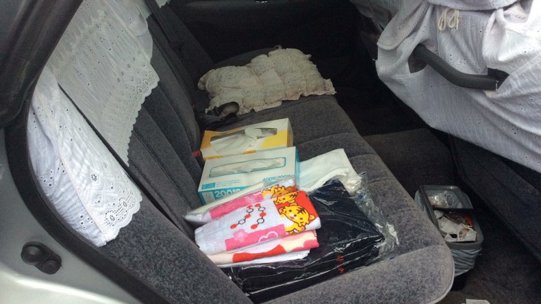 内装後方シート