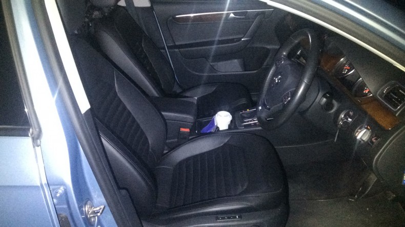 内装前方シート