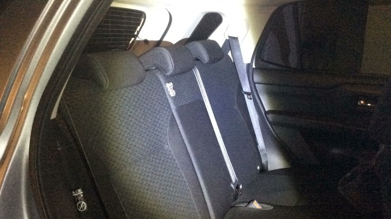 内装後方シート