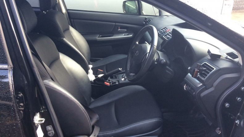 内装前方シート