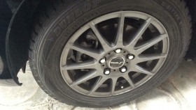 タイヤホイール前