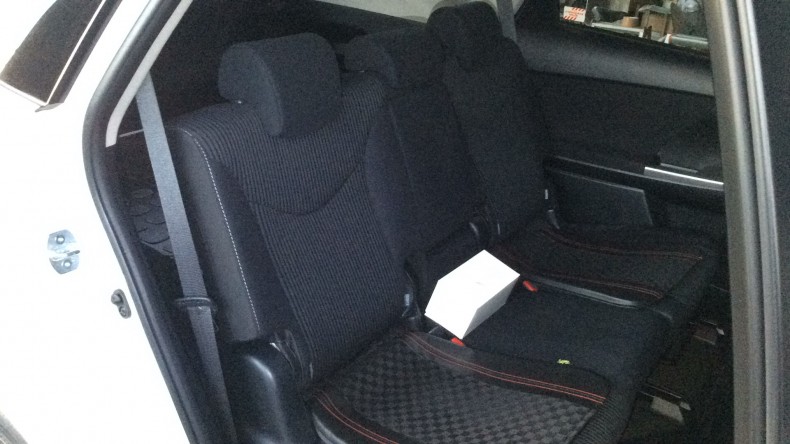 内装後方シート