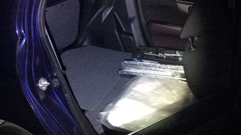 内装後方シート