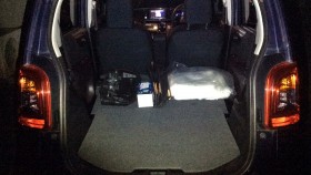 内装トランク