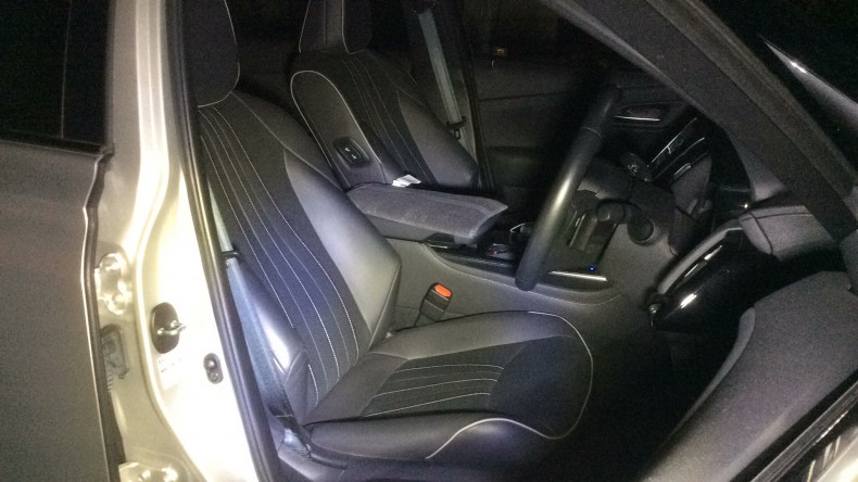 内装前方シート