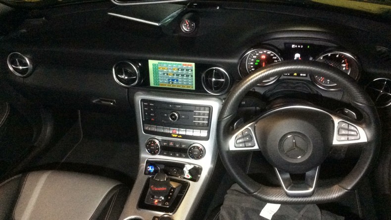 内装インパネ全体