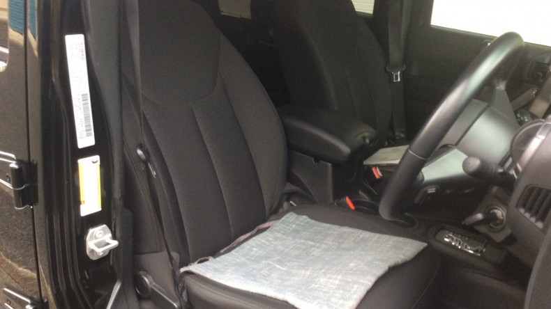 内装前方シート