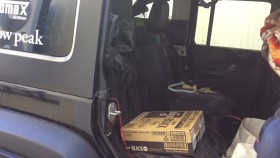 内装後方シート