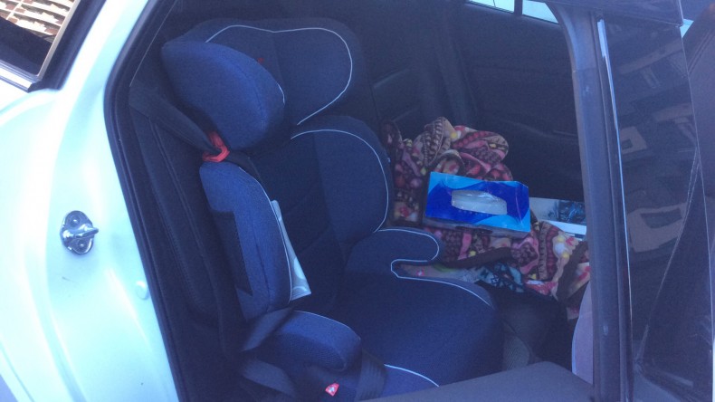 内装後方シート