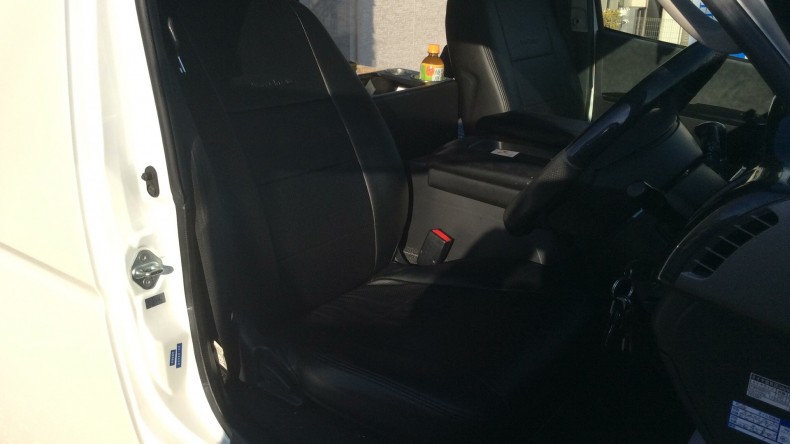 内装前方シート