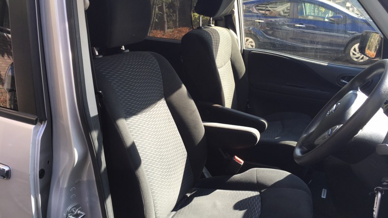 内装前方シート