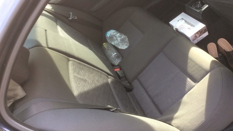 内装後方シート