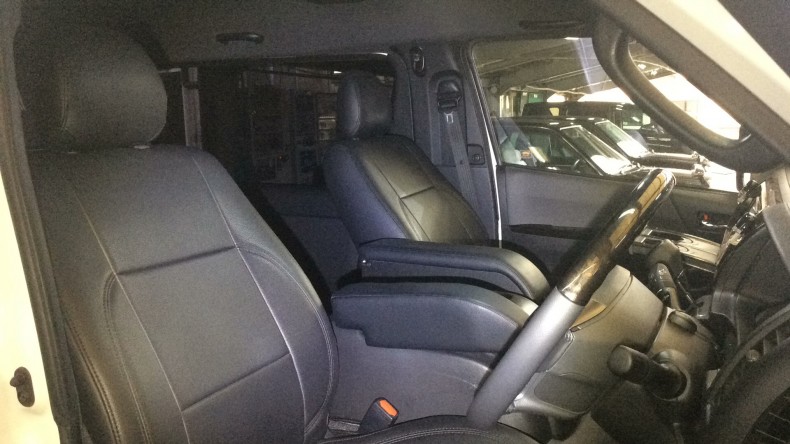 内装前方シート