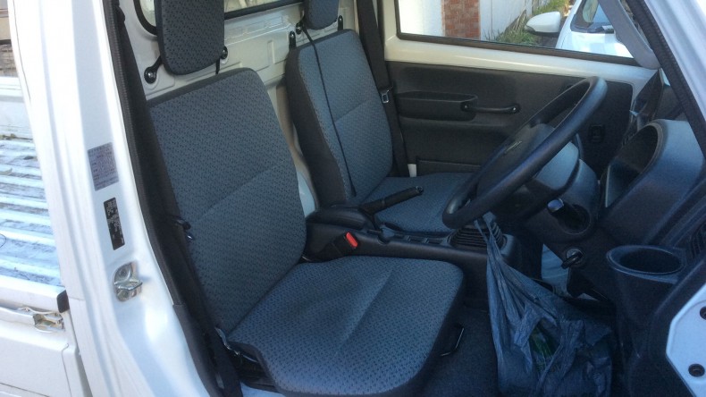 内装前方シート