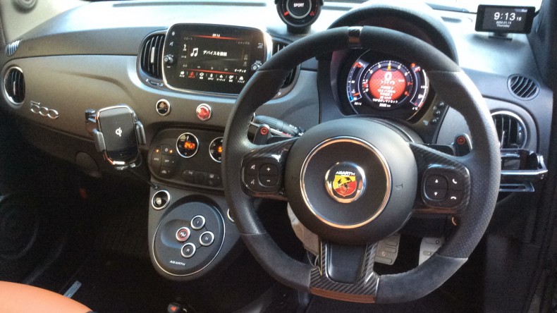 内装インパネ全体