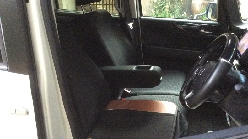 内装前方シート