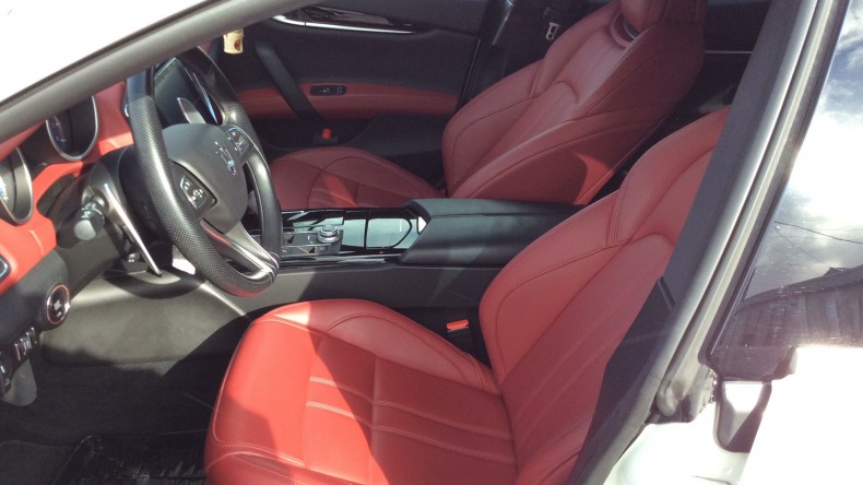 内装前方シート