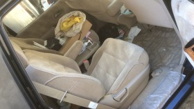 内装後方シート