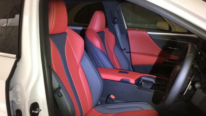 内装前方シート