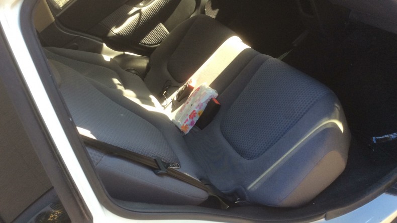 内装後方シート