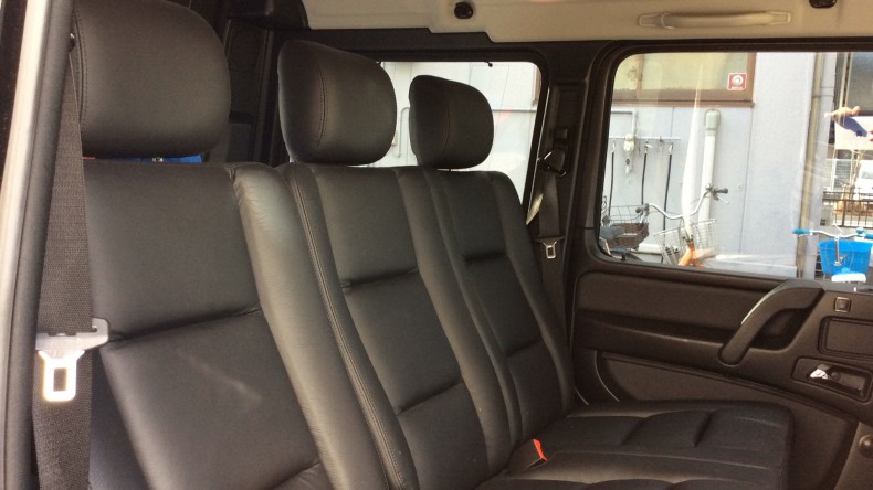 内装後方シート