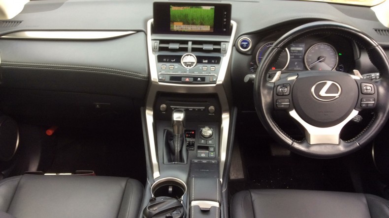 内装インパネ全体