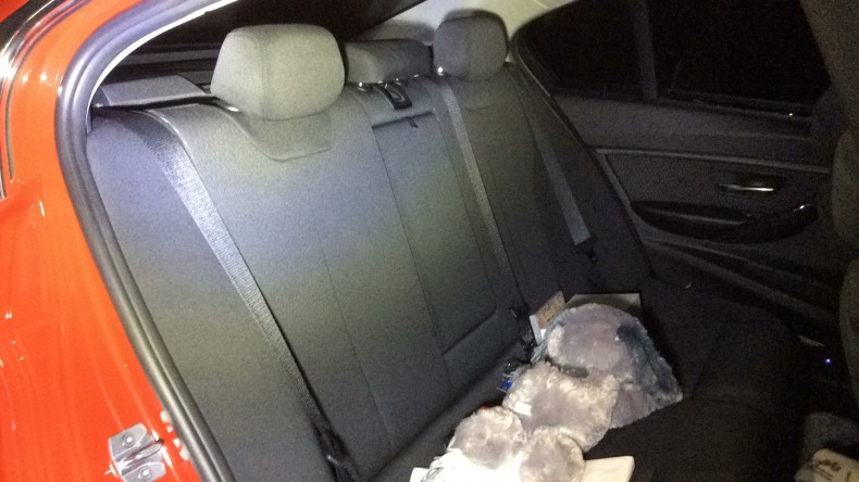 内装後方シート