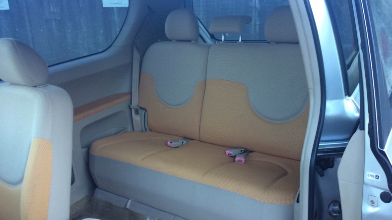 内装後方シート