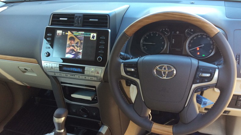 内装インパネ全体