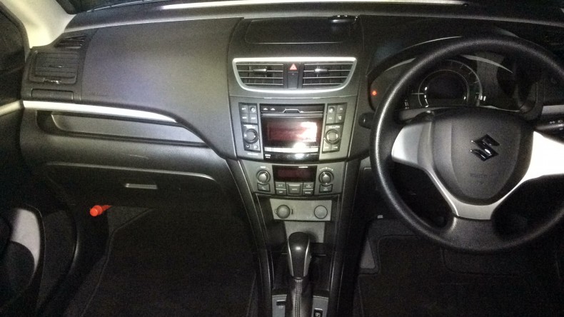 内装インパネ全体