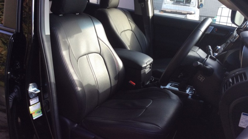 内装前方シート