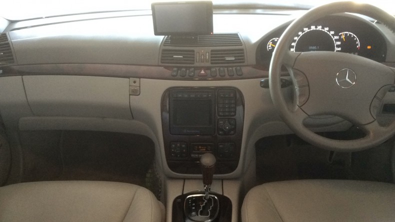 内装インパネ全体