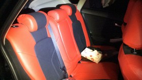 内装後方シート